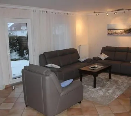 Ferienhaus Kranichwinkel Casa de Férias *